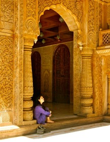 Carolina Daza at Mumbai’s Ashram